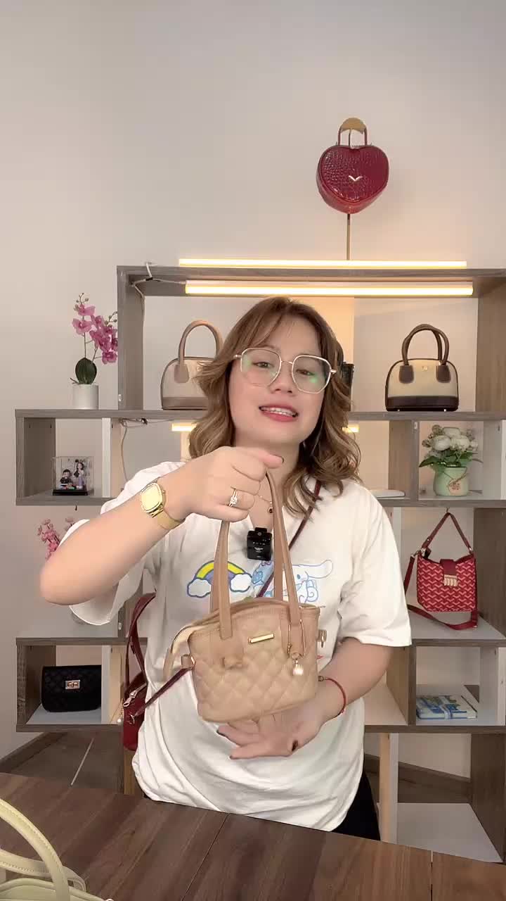 (NEW ARRIVAL ) TASTERINDAH  TAS REVYL TAS SELEMPANG WANITA TAS MINI MINIATUR PREMIUM AESTHETIC STYLE TERBARU 2025 TAS MURAH TAPI MEWAH TAS KEKINIAN