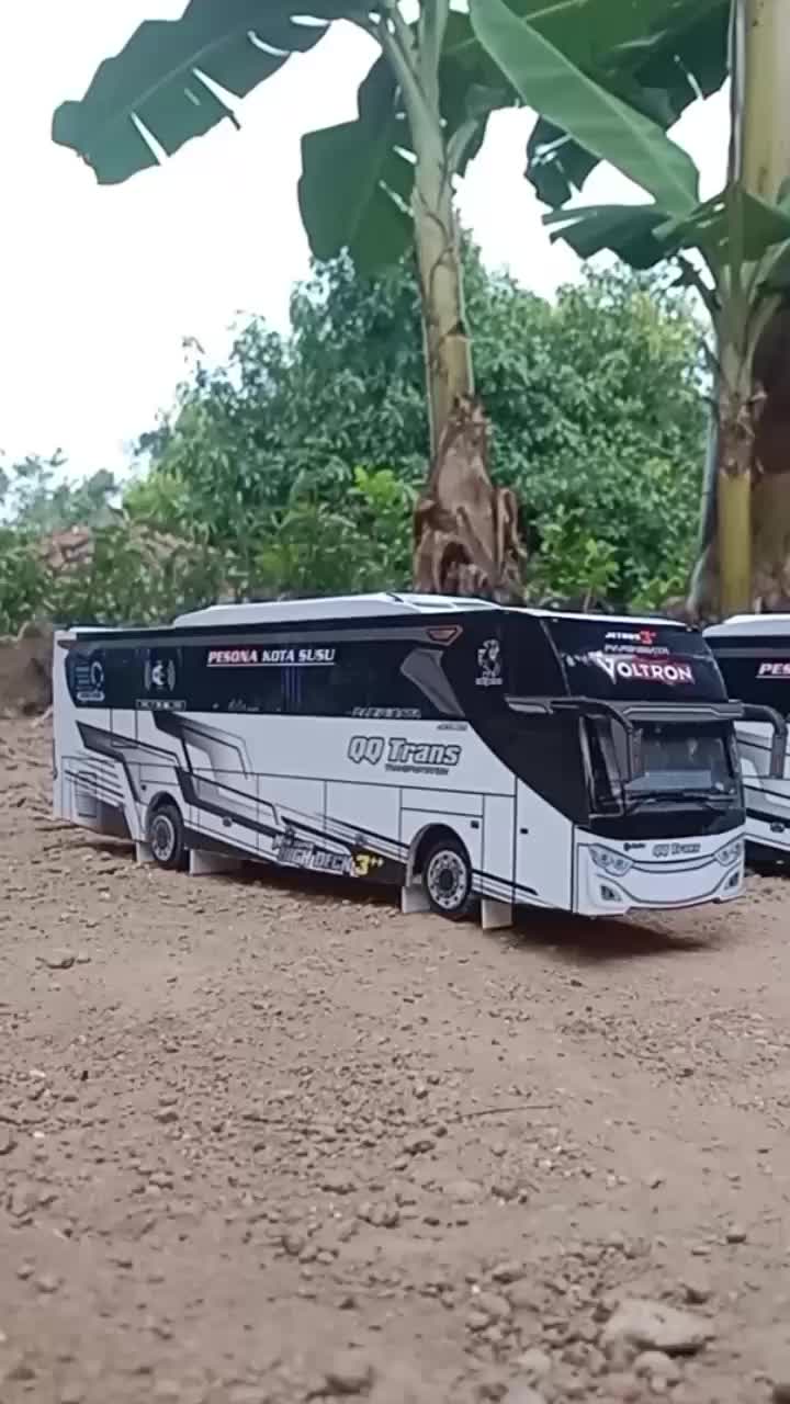 Miniatur bus qq trans the voltron Toy