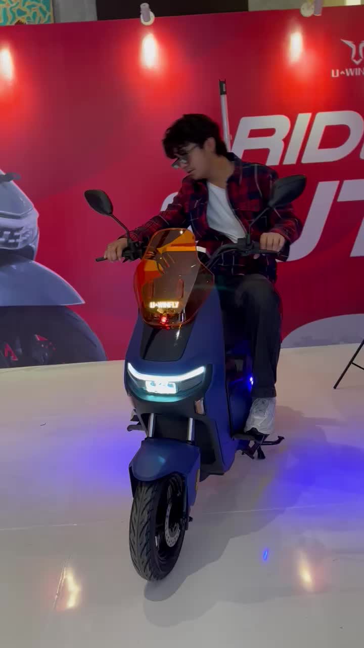 UWINFLY M7 LITHIUM (SEPEDA LISTRIK)