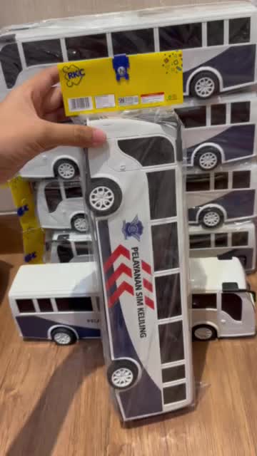 Mainan kendaraan Bus polisi Bus transjakarta Friction RKC 2041-1/4 Bus MINIATUR BUS MODIFIKASI