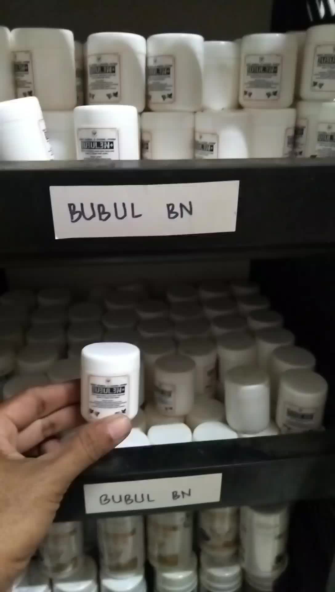 BUBUL BN untuk mengobati bubul pada kaki ayam.dan dugal pada dada ayam