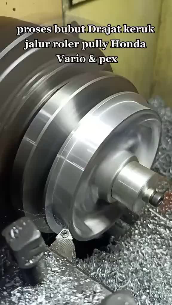 VIETNAMPARTS RUMAH ROLLER BUBUT untuk Upgrade CVT dengan Big Pulley dan Kipas untuk Vario, PCX, ADV Vietnam Part, Vario KZR, Mio Vietnam Part, Beat Fi Esp, Scoopy Fi Esp Genio dan Vario 110 Fi dengan meningkatkan akselerasi kendaraan. Motorcycle