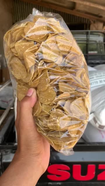 Krupuk gaplek singkong rasa bawang