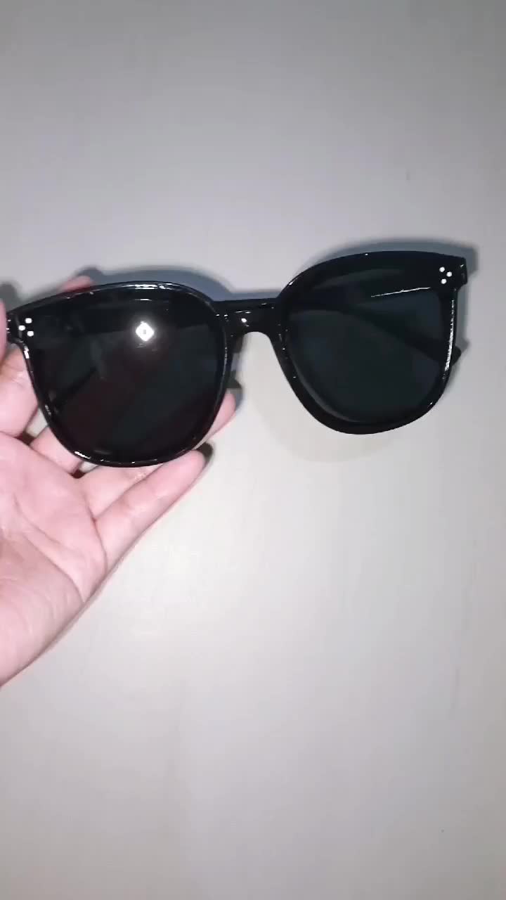 kacamata hitam titik tiga wanita/pria model korea Perempuan Sunglasses Cewek Lensa Eyewear daily kacamata skena polarized aloi vrg transparan fire