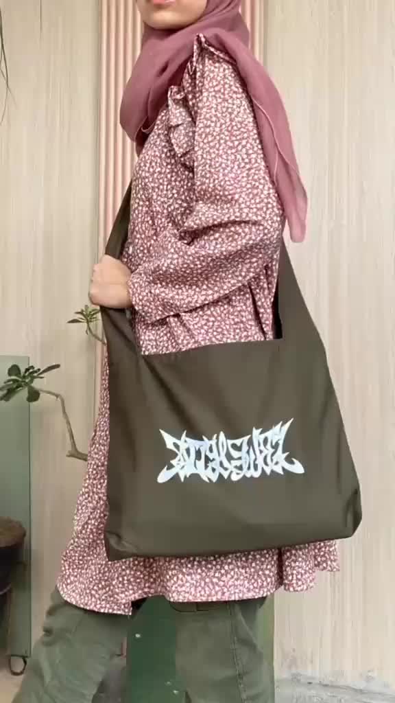 Totebag Adjustable Saltysweet Aespa Kpop Korean Wanita Cewek dengan Resleting
