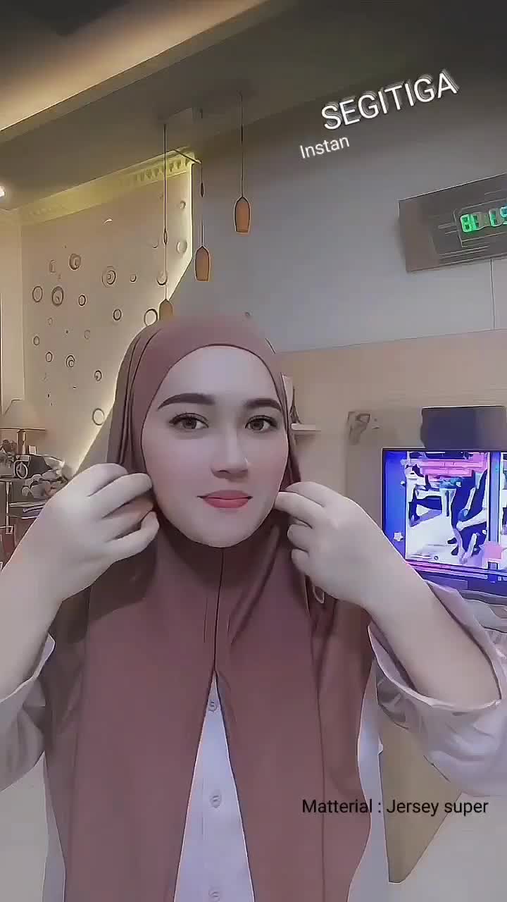 Jilbab segitiga instan Curve jilbab praktis oval kringkel Cantik Lembut Santai Airflow Kerudung Simple Casual Nyaman