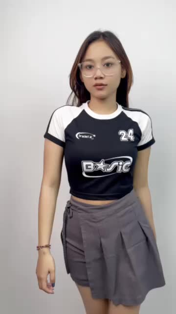 [ garis ] Atasan Wanita crop top korean style motif garis basic Katun Lembut Nyaman Baju Kaos Pendek Tee Tshirt Crop Top crop  tee Combed Polos