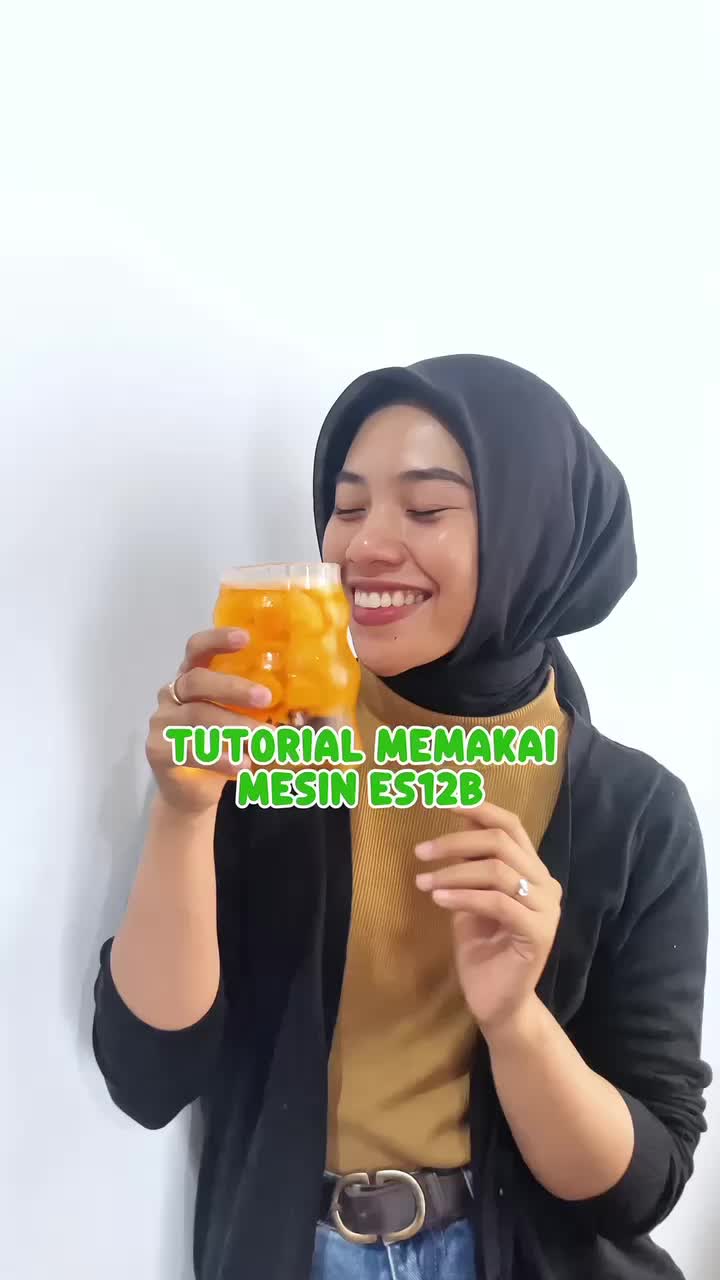 Escool Mesin Es Ice Maker Portable 12 Kg per Hari 6 Menit Membuat Es Jadi dengan 2 Handle 112W ES-12B