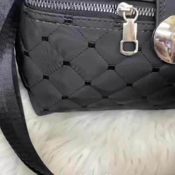 TAS FASHION WANITA KOMBINASI RANTAI LIDAH BORDIR/TAS SELEMPANG BAHU WANITA BESS SELLER/TAS SLINGBAG WANITA