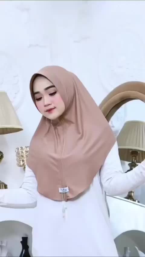 Yulian- Hijab | Jilbab Bergo Dela Kerudung Instan Sport Size L