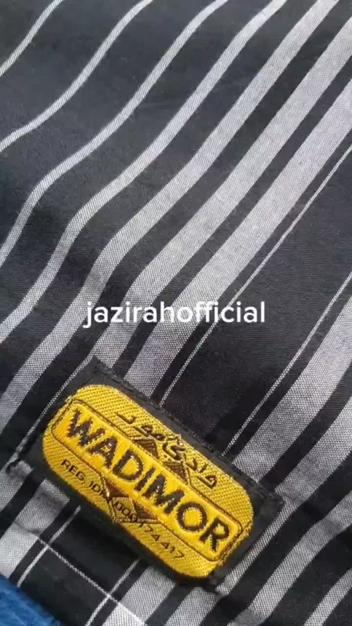 Sarung Wadimor Polos Hitam & Putih