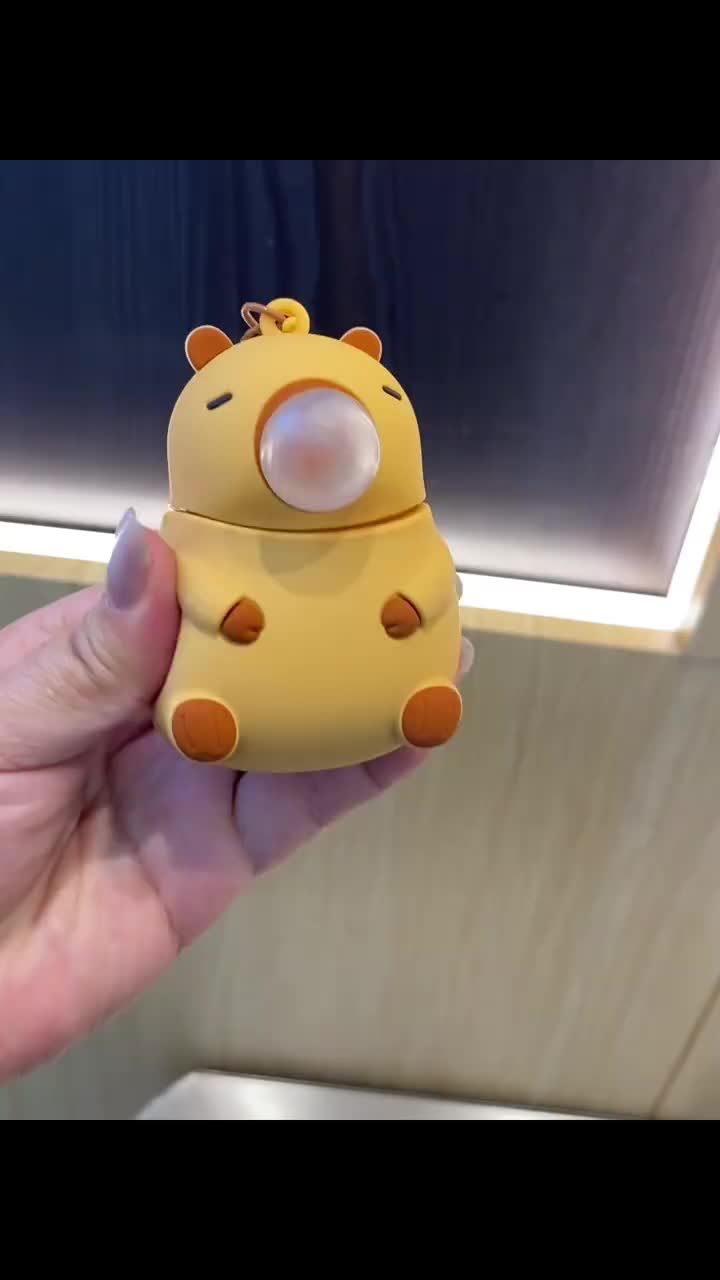 Mainan Stress Relief Viral TikTok - Kapibara Squishy berang Lembut, Bubble Pop & Slow Rising, Hadiah Lucu untuk Anak & Dewasa race toy crybaby purplish blue keychain gantungan decompression relax immersive