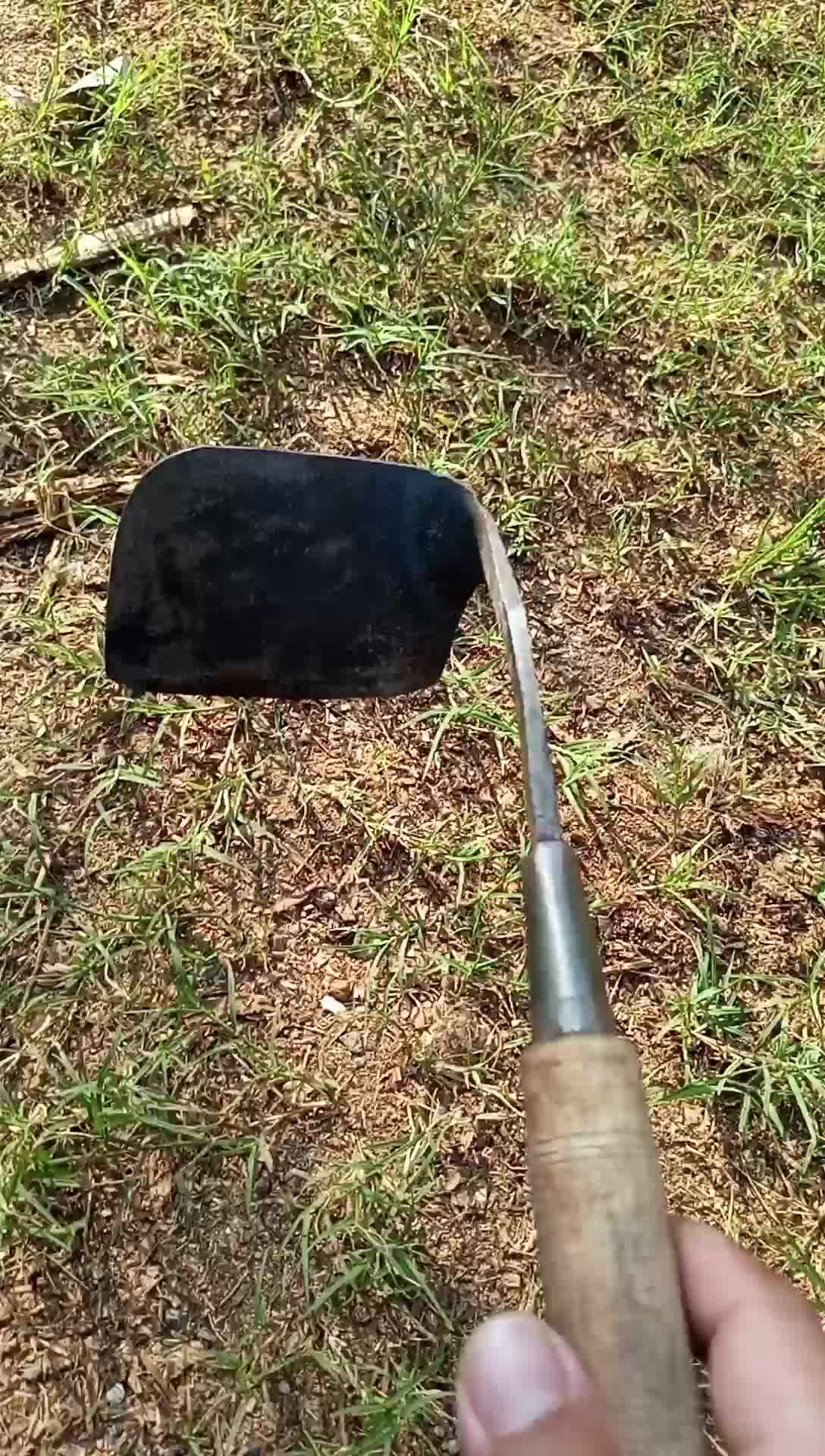 kering plat, alat pembersih rumput taman, kebun dll