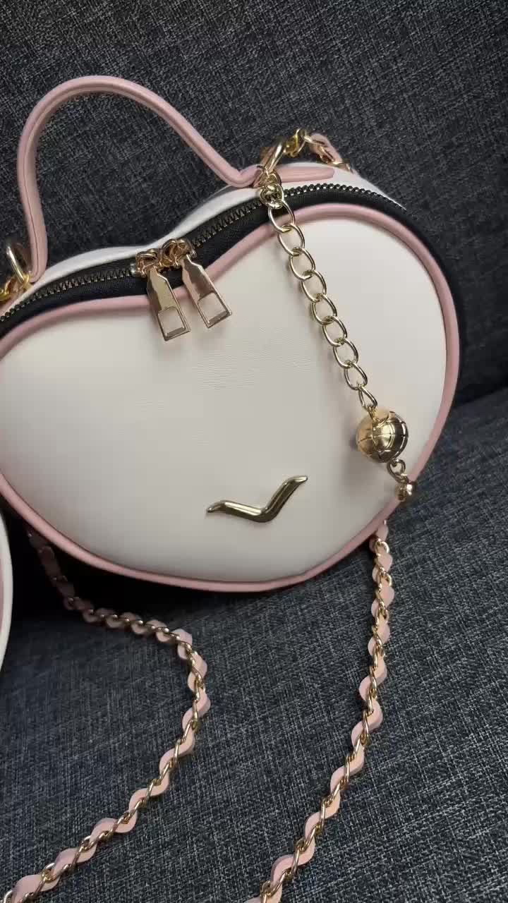HARUKA Tas Selempang Wanita Lovely Bag Sling Bag Kulit Cewek Desain Menarik Cocok Untuk Berbagai Gaya Dan Kebutuhan Sehari-hari Ukuran 20x16 Cm Pilihan Tepat Untuk Tampil Stylish
