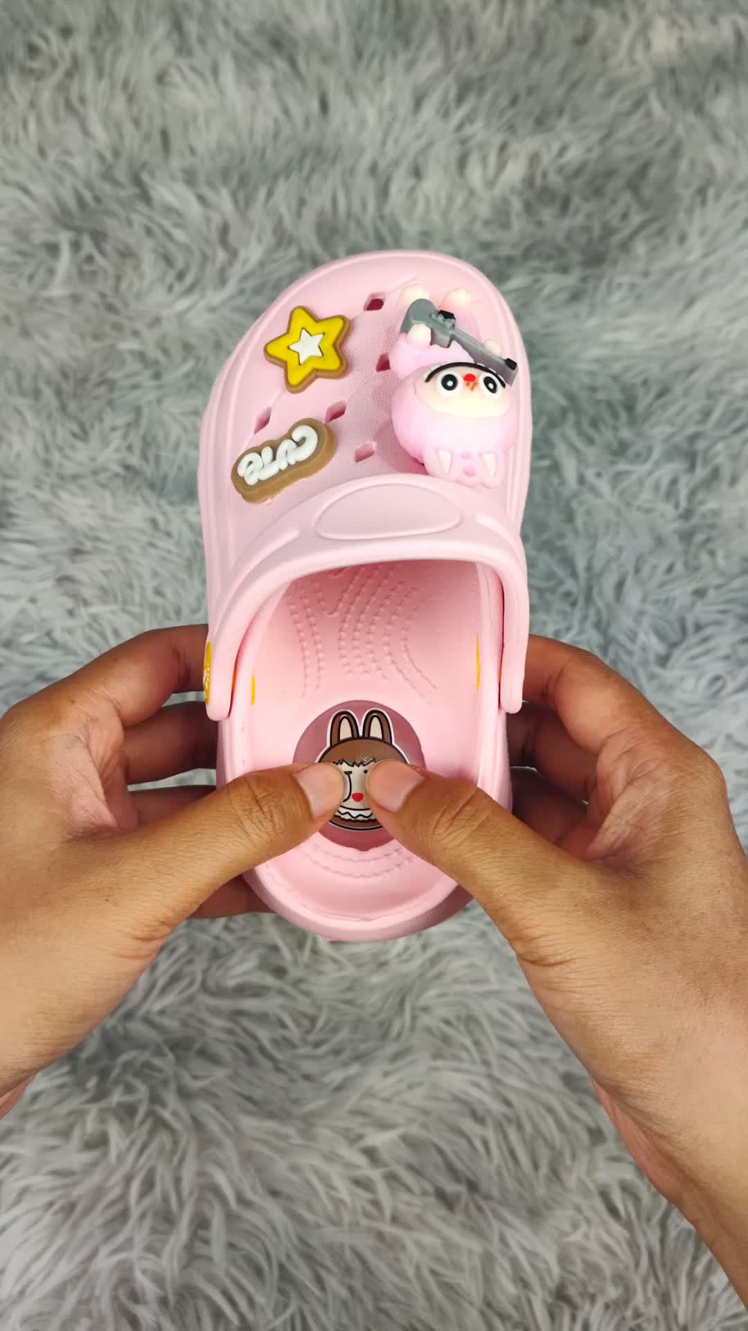 DOMINIC Sandal Baim Anak Berbunyi Cit-Cit Sandal Anak Viral Sandal Anak Baru Belajar Jalan SIZE20-23