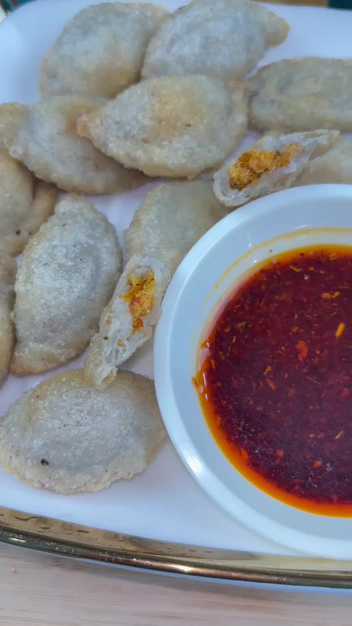 10 Pcs Cireng Mini Isi Ayam Suwir Goreng/Kuah Dengan Chilli Oil Food Food Asin Frozen Instan Makanan Aci -BOCITANG