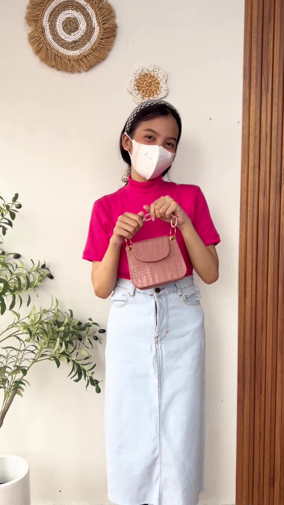Kaos Turtleneck Lengan Pendek / Kaos Rajut Inner