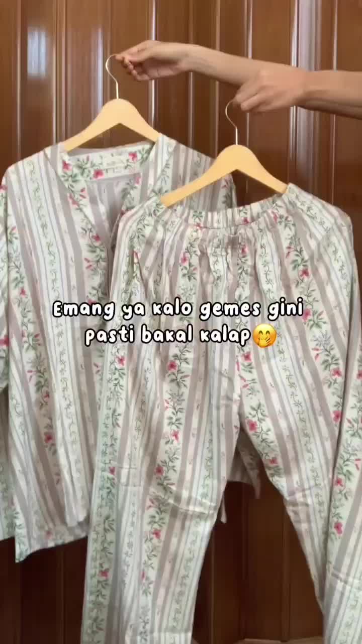 Firstlock baju tidur wanita jumbo atasan lengan pendek bawahan celana pendek baju tidur wanita Ld120 Ld130 piyama Ld120 Ld 130 piyama jumbo Wanita Dewasa Kancing Rayon Viscos Adem Motif Oneset