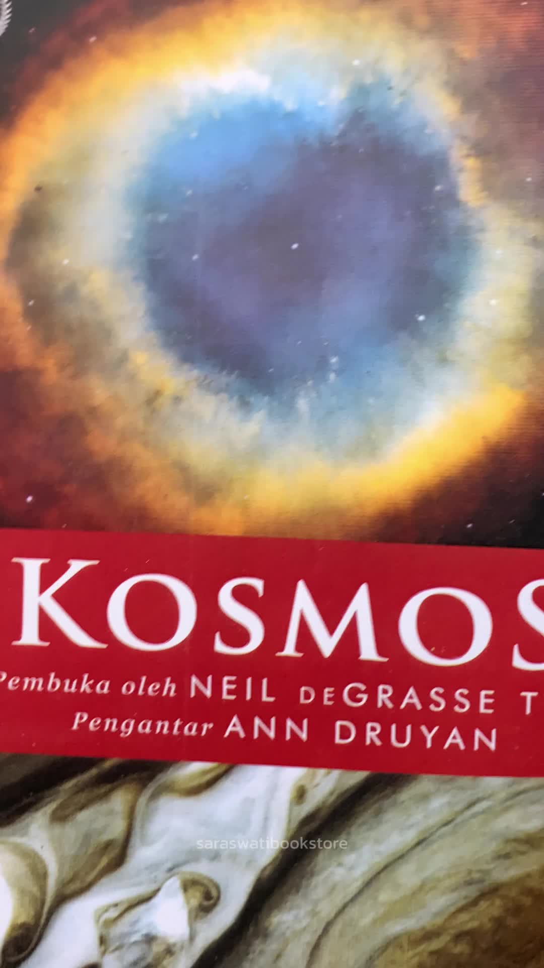 Kosmos - Carl Sagan | Buku Sains Populer Bestseller Soft Cover Segel [Kepustakaan Populer Gramedia]