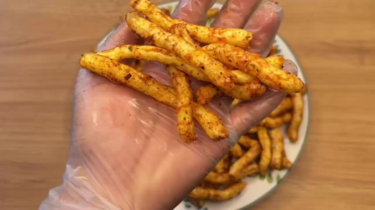 Kerupuk Gurilem Pedas Daun Jeruk - Krupuk Sangrai Adoel Snack 400 gram Camilan Bawang Rawit