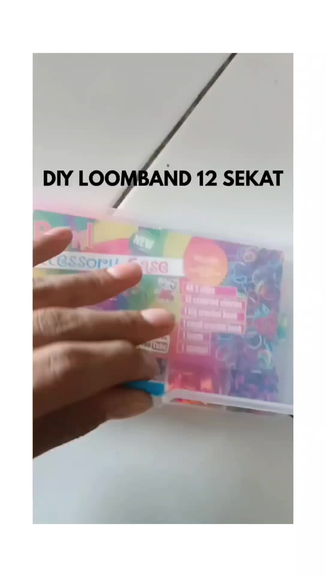 Kotak Permainan Anak Perempuan Rainbow Loom Loomband Mainan Merajut Gelang Karet Beraneka warna Toys