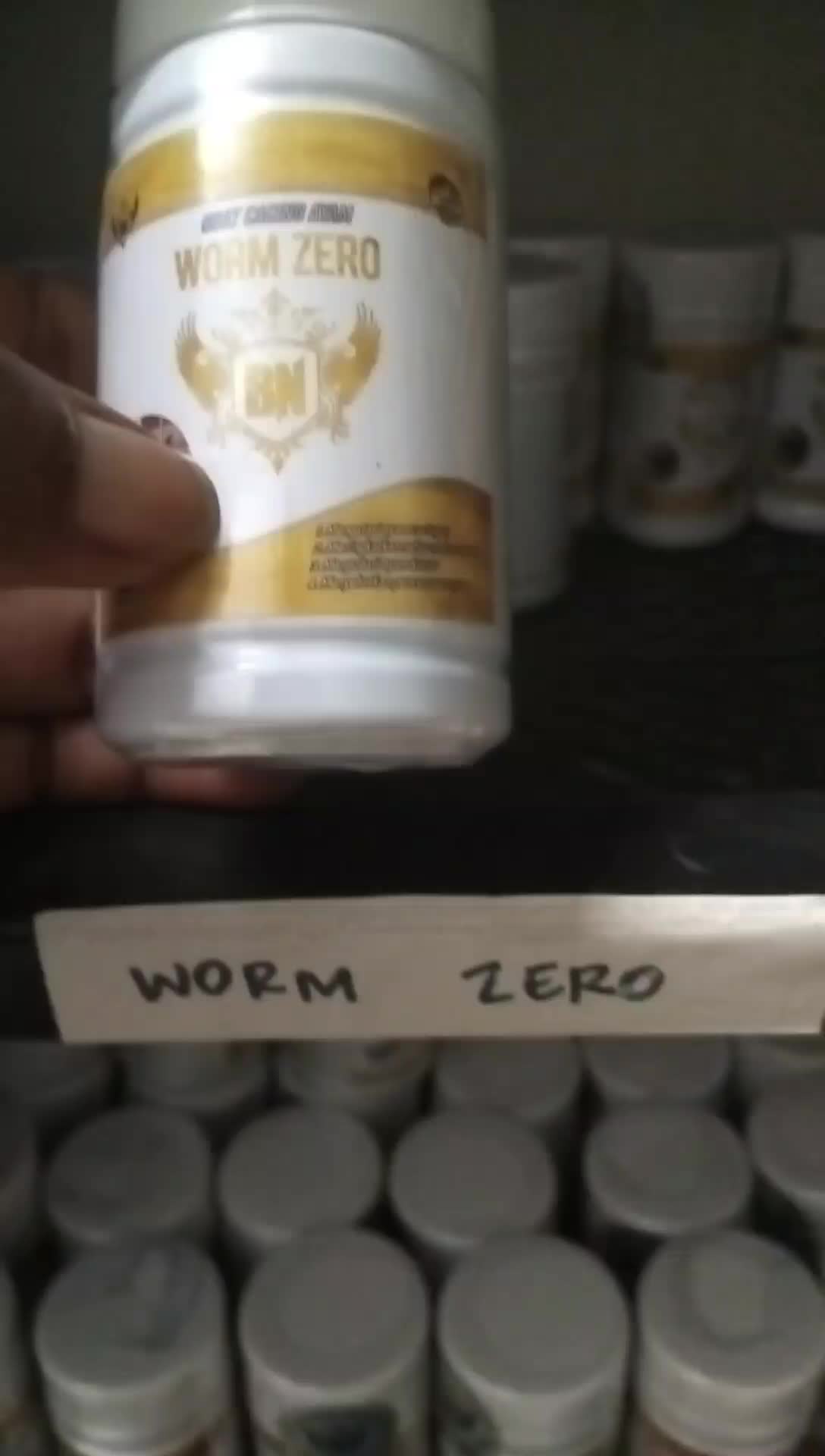 WORM ZERO obat ayam cacingan,menyehatkan pencernaan,obat ayam kurus