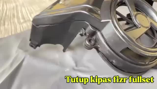 Yamaha Tutup Mesin Kipas Motor FizR Fiz 1Set Force 3 Item Motorutuh Bagus Warna Silver Hitam Baru Non Original Motorcycle body