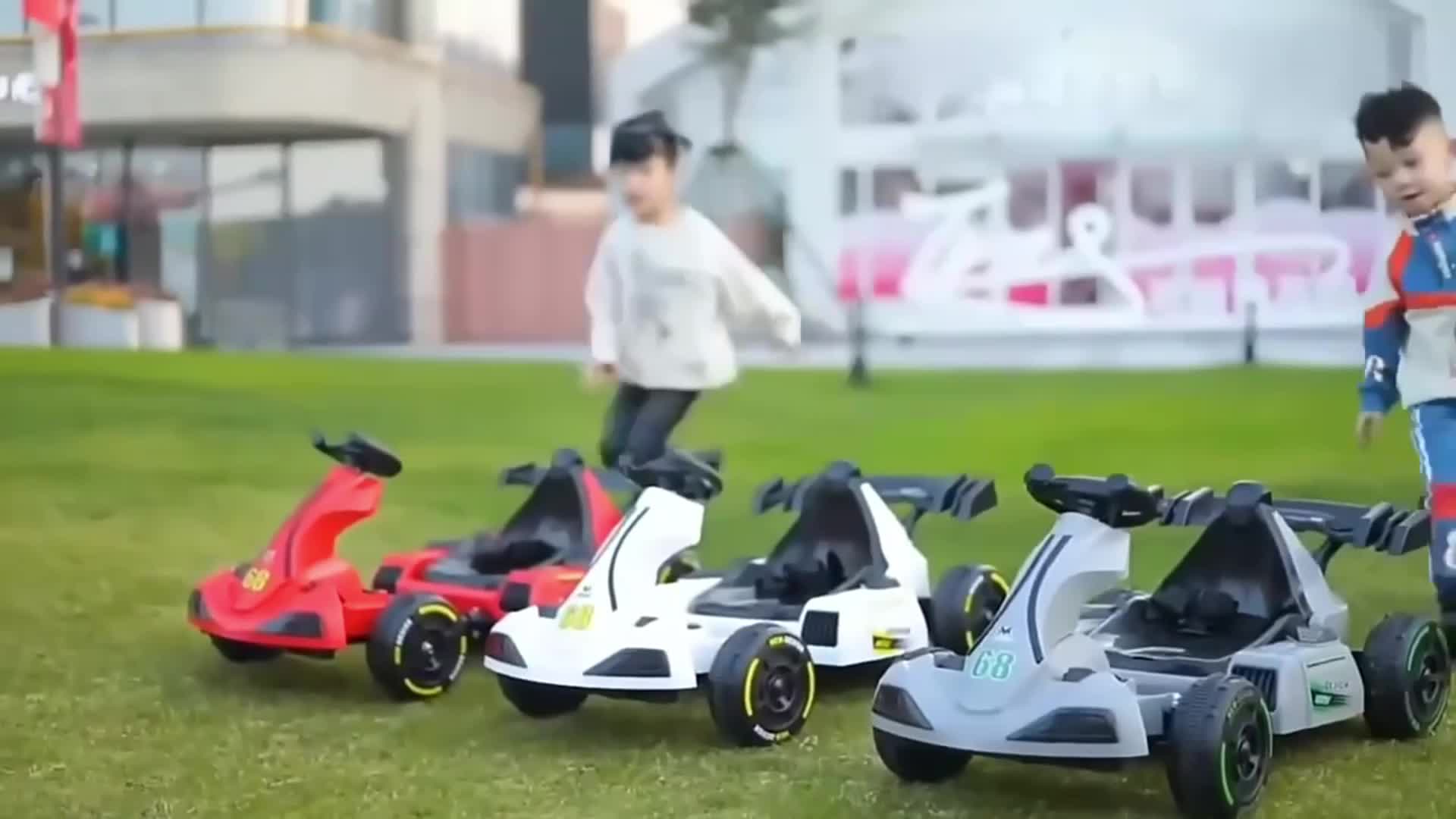 【Baterai Gratis】Mainan Gokart Anak Baterai Besar Bisa Dilipat Lampu LED Keren