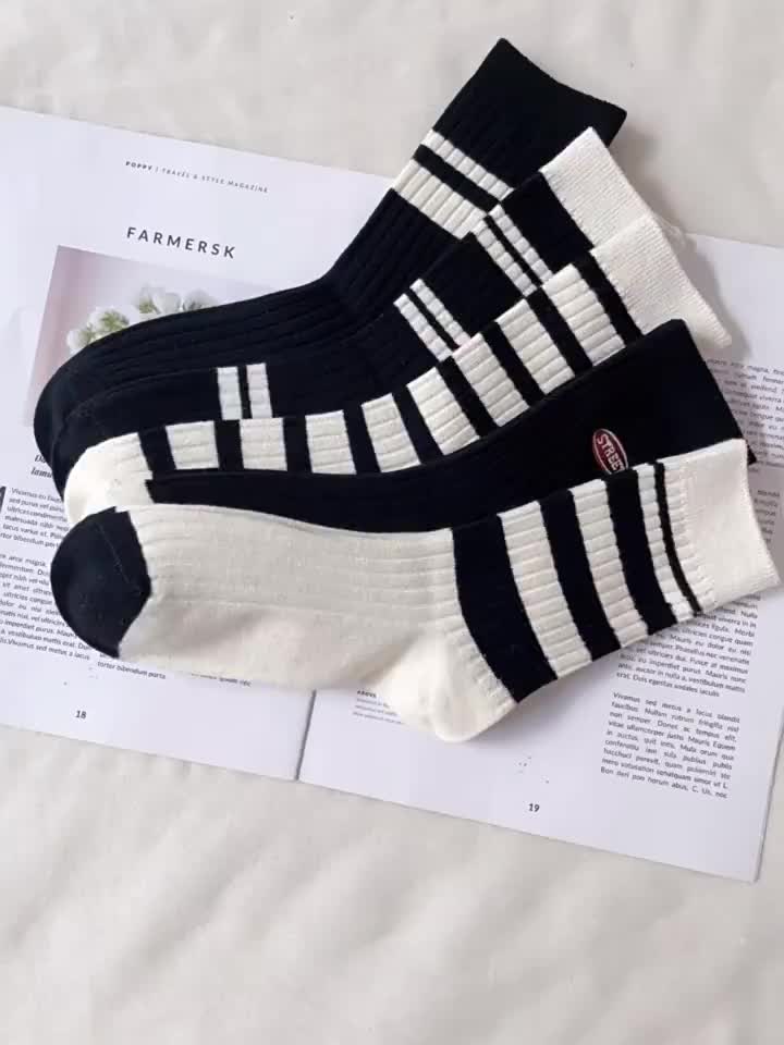 【NanElf】Kaus kaki gaya Korea Kaos kaki panjang motif garis zebra unisex
