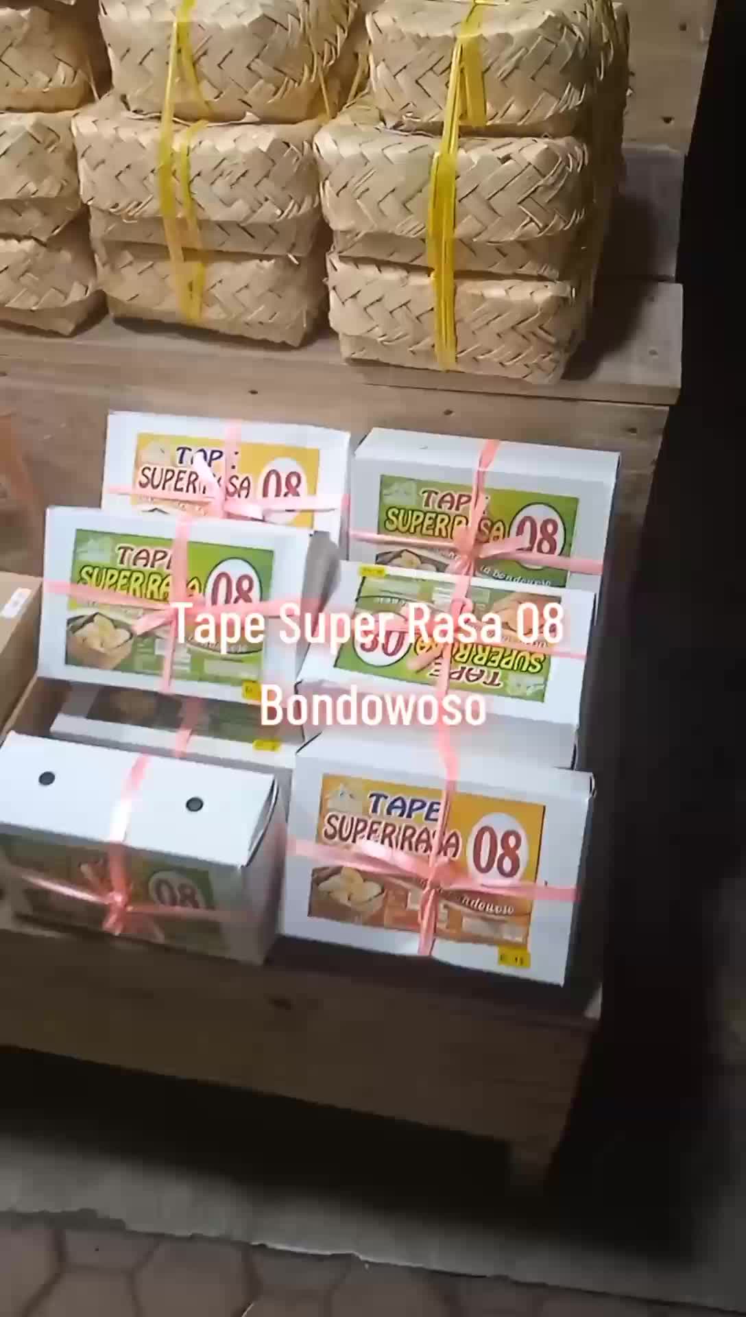Tape Manis Bondowoso Super Rasa 08 - Makanan Khas Bondowoso. Sangat direkomendasikan untuk campuran pembuatan kue