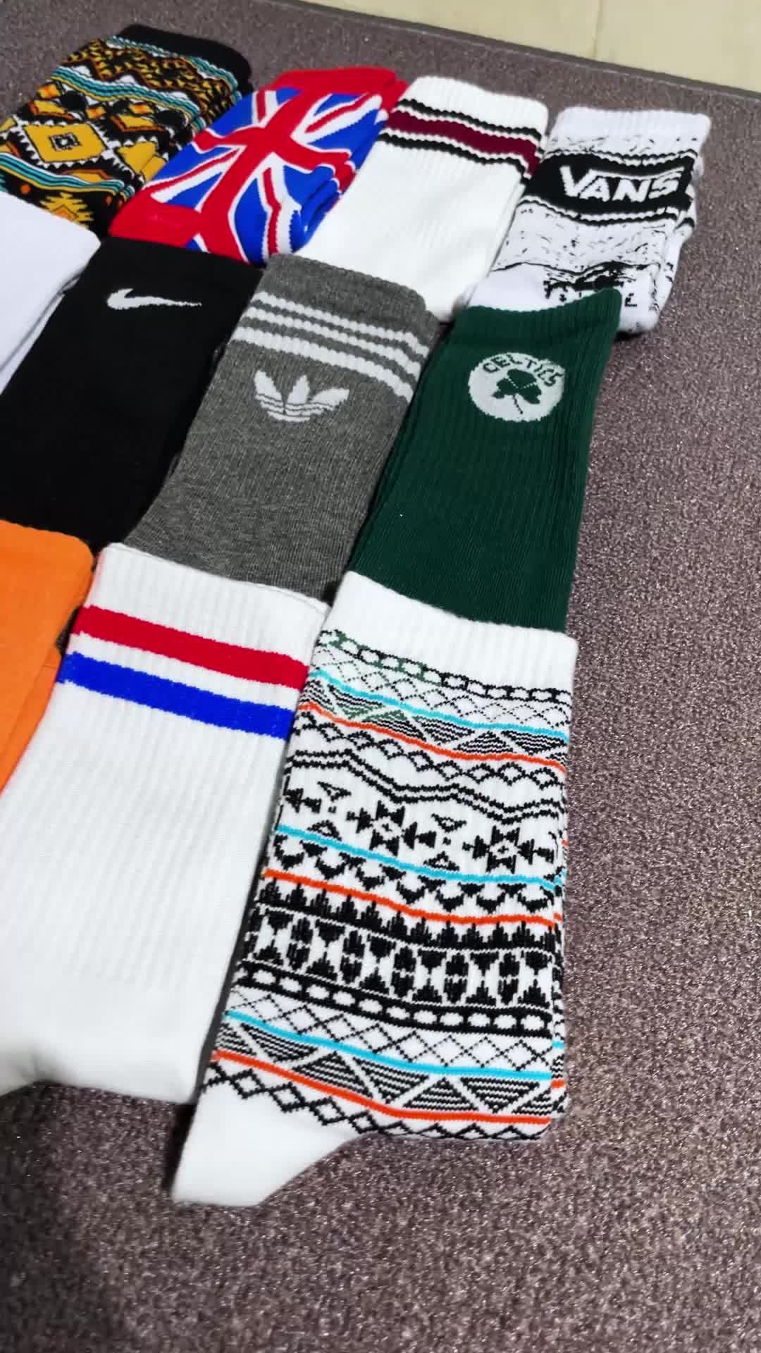 Kaos kaki Panjang dewasa motif tribal old school - MMS Katun Dewasa Panjang Pria