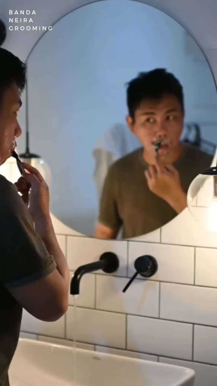 The Beard Scissor / Gunting Bulu Kumis Hidung Jenggot Kuping Alis
