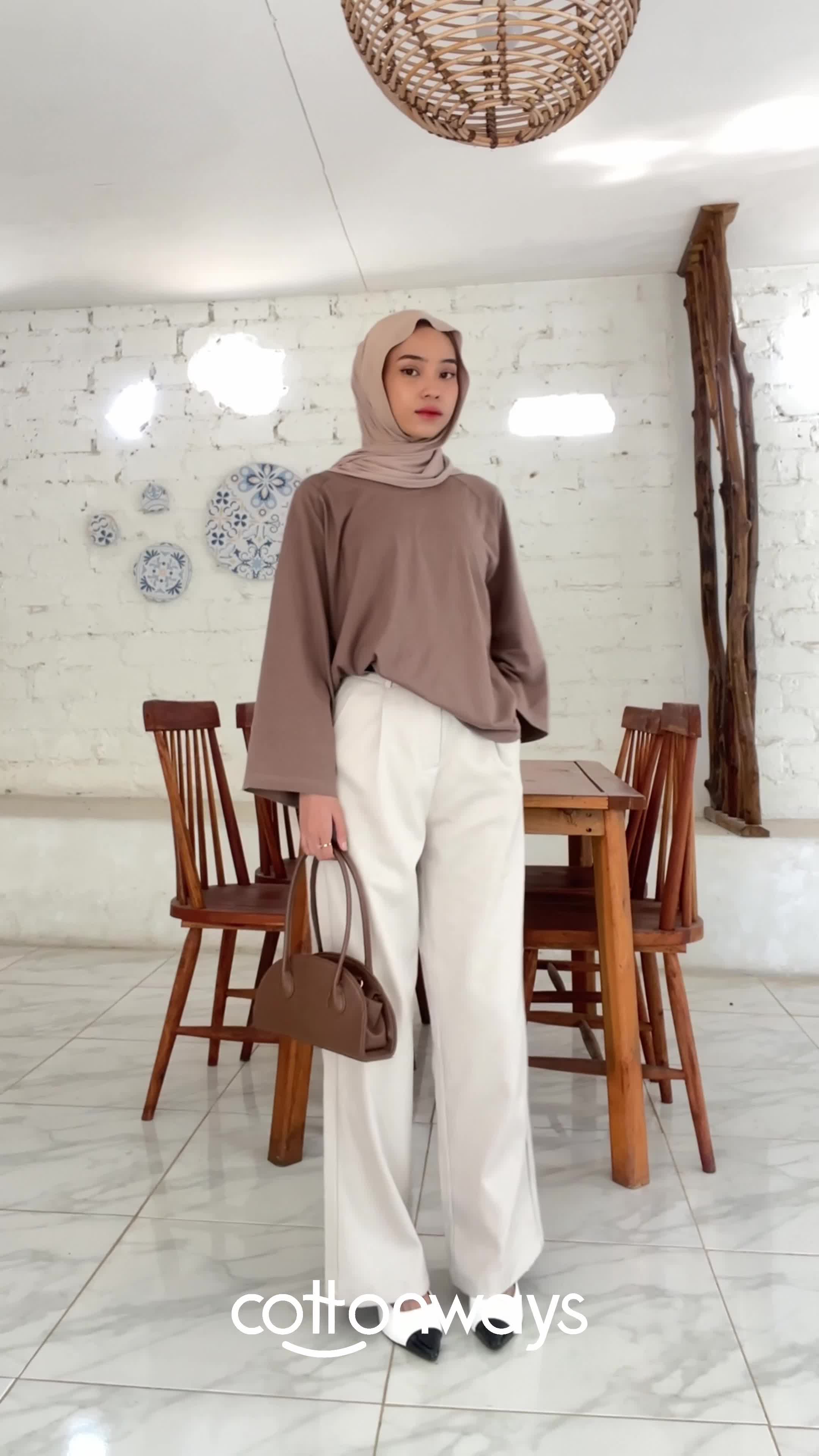 COTTONWAYS DAILY TOP OVERSIZE T-SHIRT Crop Wanita Polos Kaos Katun Combed Baju Atasan Basic Tee