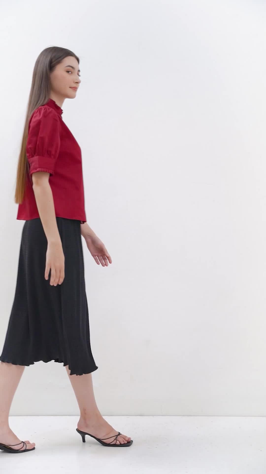 MINIMAL - Noriko - Blouse Detail Ruffle - Red