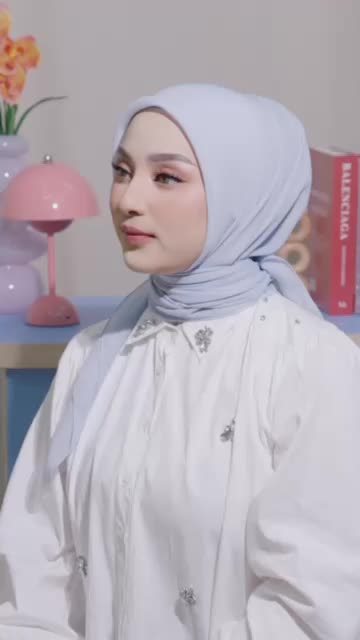 Nathelabel - Poly Plain Paris (Hijab Segiempat Poly Chiffon)