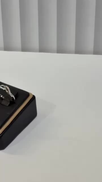 Gleam Circle Ring // Cincin Gleam Circle // Perhiasan // Elegan