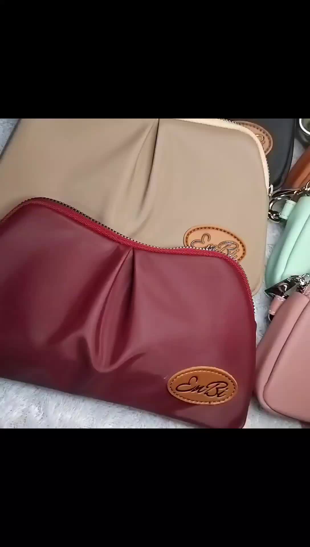 ENBI Dompet Pouch Wanita Terbaru Sintetis Anti Air & Multifungsi clutch wanita wristlet wallet women cocok untuk segala aktifitas bahan PU berkualitas tinggi dengan desain elegan dan unik cocok untuk segala usia muda dan tua Kulit