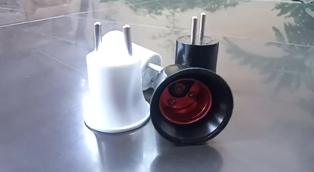 FITTING COLOK ANTI BAKAR / FITTING MURAH / FITTING LAMPU /BAKLIT