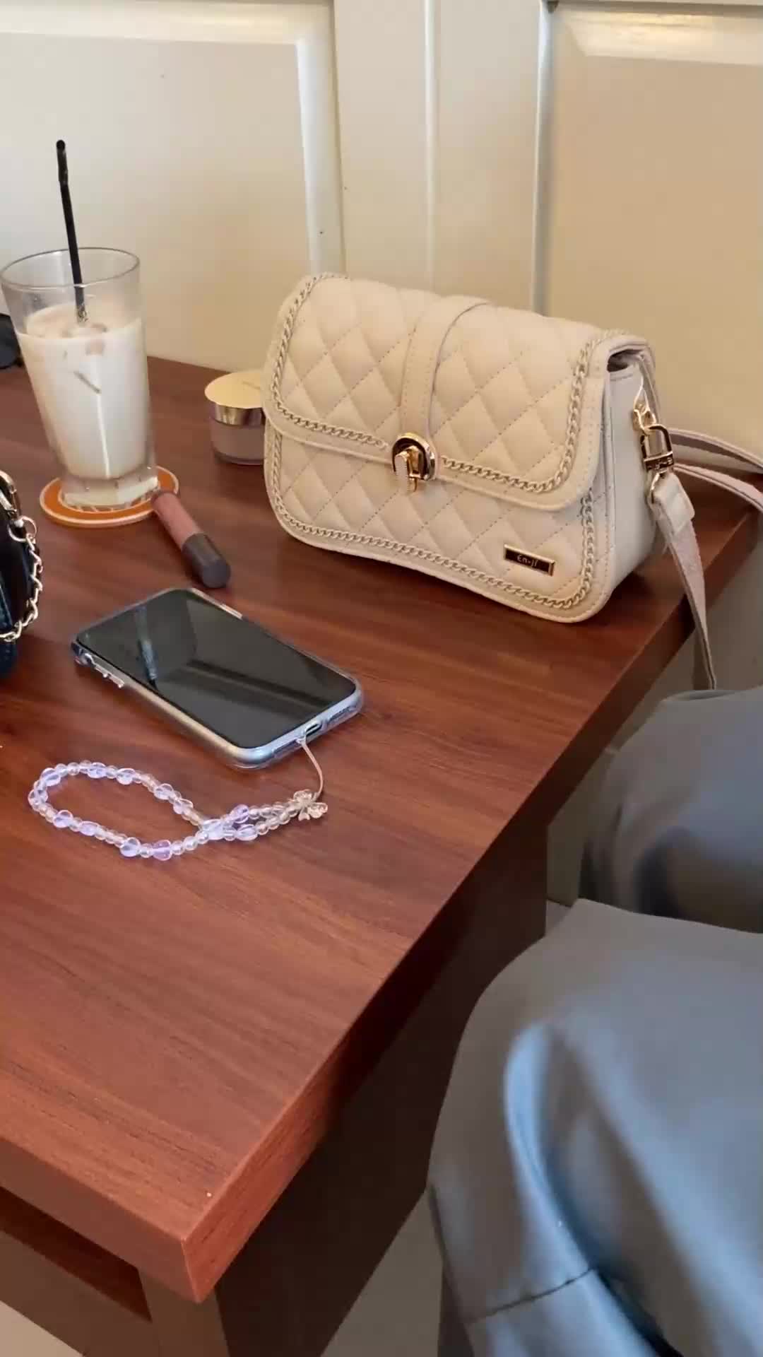 En-ji Jimon Shoulderbag - Ivory