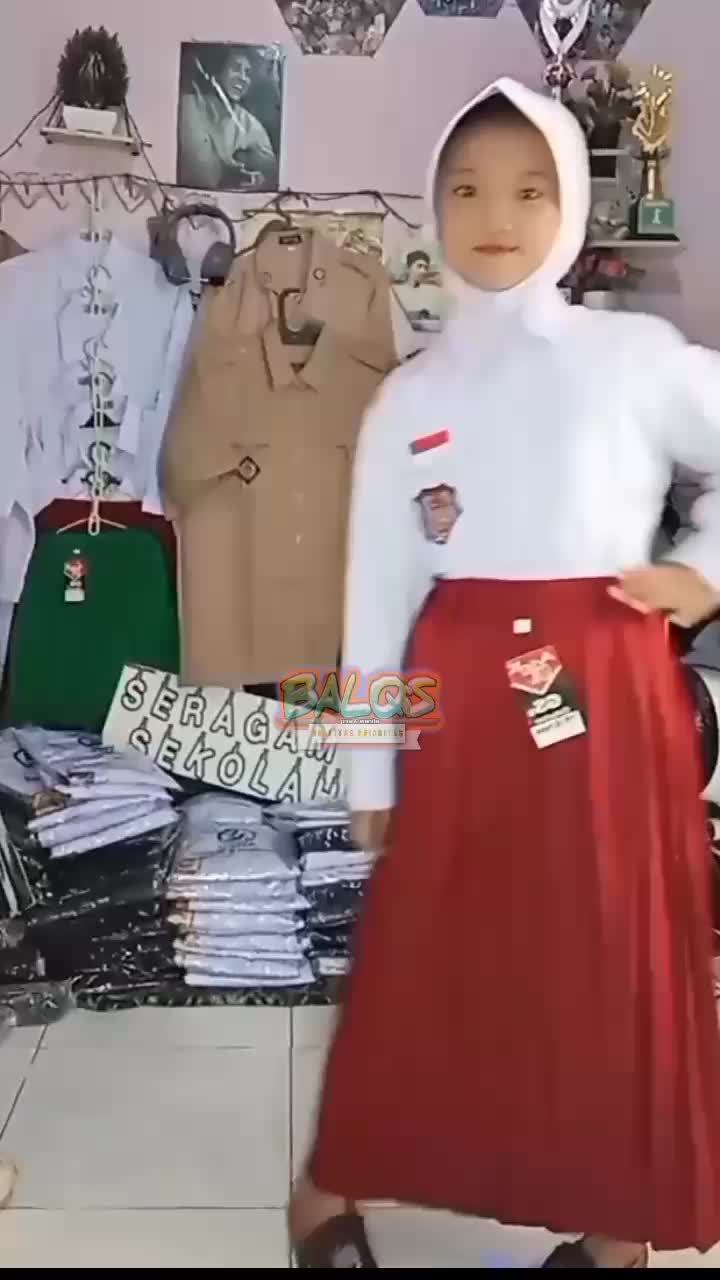 Baju SMP Licin Putih Panjang Lengan Kancing Twis Seragam Sekolah Siswa Siswi Tsanawiyah Pria Wanita