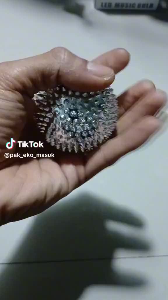 Bola Magnet Terapi Kesehatan Nyaman Di Genggam