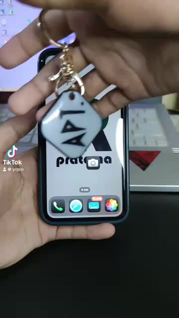 Tag NFC Sosial Media Gantungan Kunci Ukuran 40mm X 40mm untuk Simpan Akun Social Media, Lokasi, Notes, dan Link Web - Lanyard