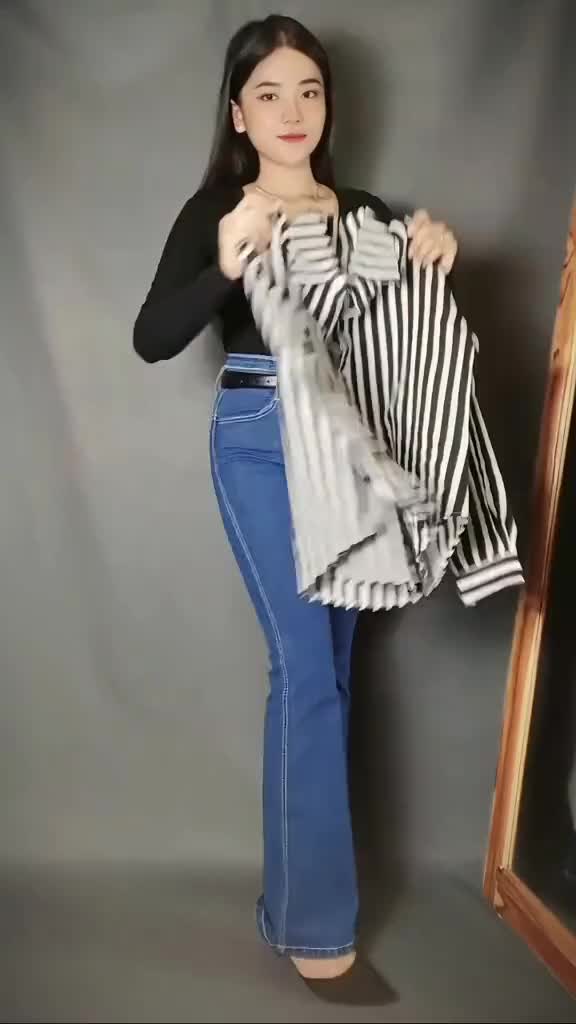 Atasan Kemeja Stripe Wanita Casual Lengan Panjang