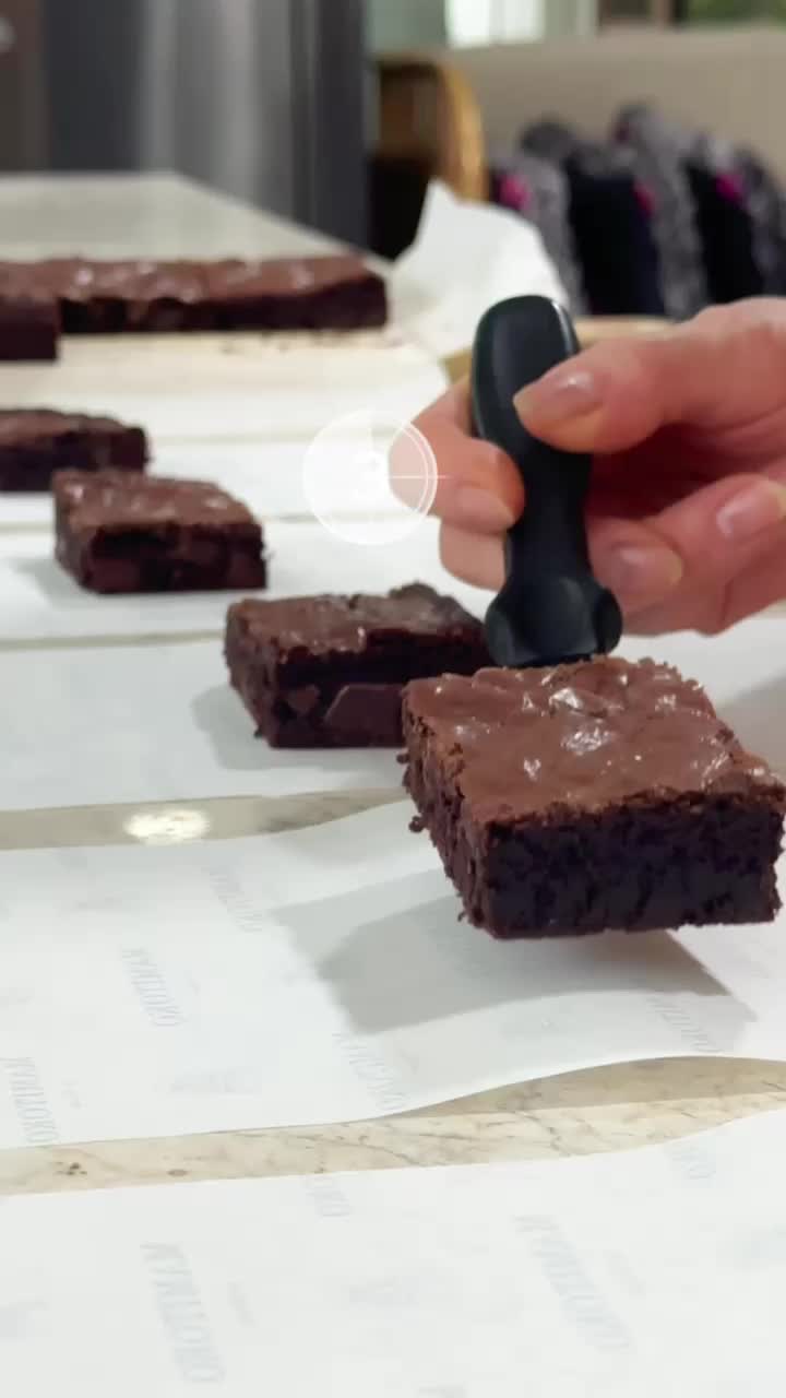 Mamitoko 3 Slice Brownies Chocolate - Kue Coklat Praktis dan Lezat, Cokelat Cemilan