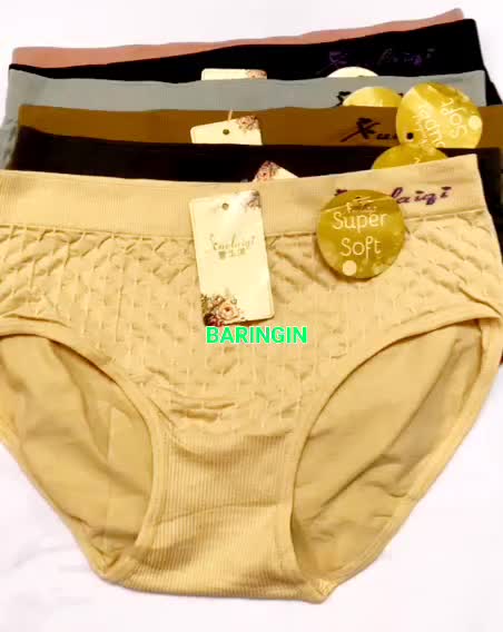 CD Rajut Wanita Dewasa- isi 3,6 & 12 Pcs-Celana Dalam Fashion Wanita Adem Lembut Dan Nyaman Hitam Pendek