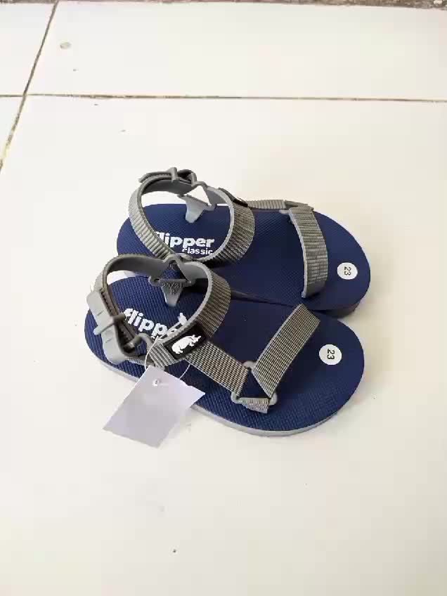 SANDAL FILPPER UNTUK ANAK ATAU BABY SIZE 20-25 Cewek cowok Perempuan sandal selop Sandals & Flip Flops Kids Strap sandal  baim Empuk