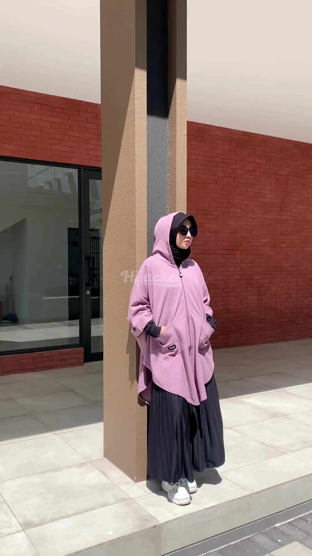Hijacket Aisya - Outer Jaket Hoodie Batwing Panjang Wanita Muslimah Hijaber - All Size