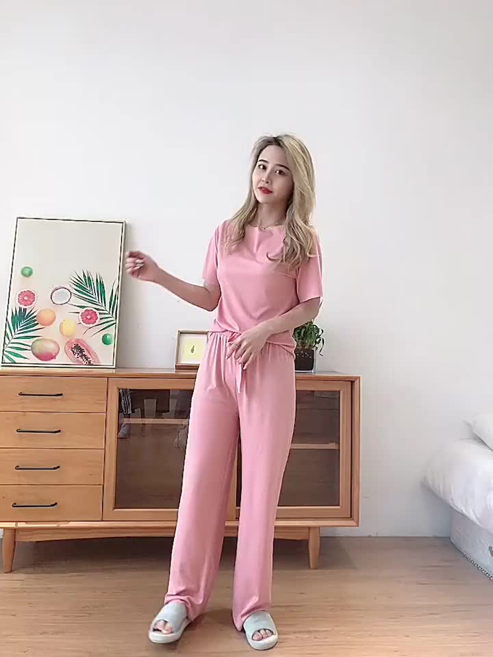 【Ready Stok】Piyama Set Wanita/Es Sutra Warna Solid Piyama Setelan Longgar Lengan Pendek Celana Panjang /Kasual Homewear Set Wanita Jumbo/ Baju Tidur Wanita Dewasa Hijau Merah Nyaman Spandex Biru Hitam