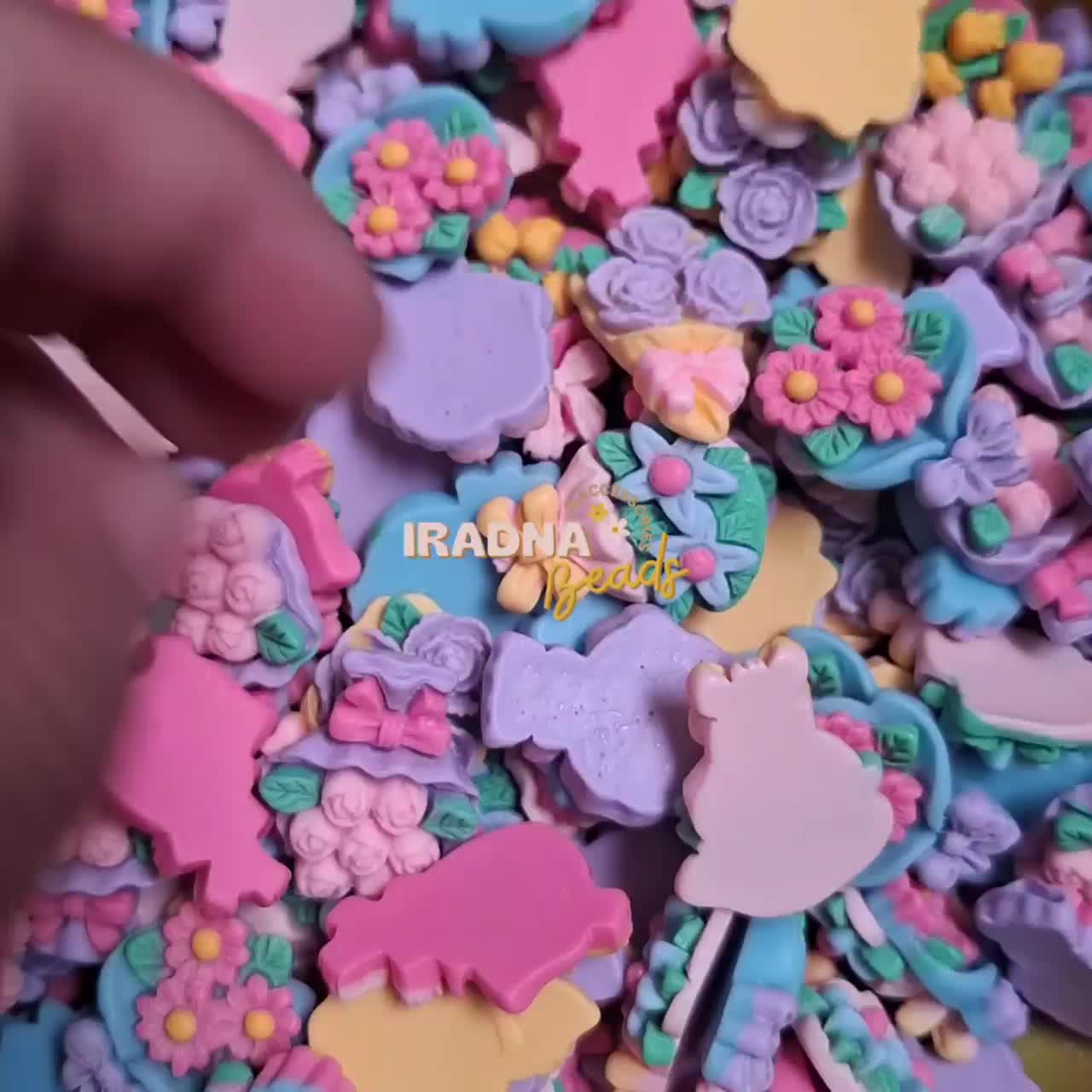 (10pcs) Clay Bentuk Lucu Mix Kartun Karakter 3D Random DIY Part 2