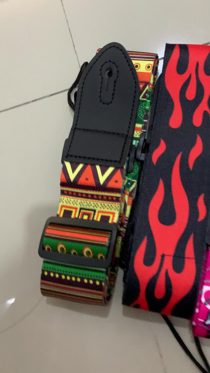 Strap Gitar Hitam Cool Guitar Bahan Berkualitas Tali Gantungan